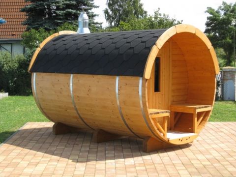 11x7 Viking Sauna Barrel with Changing Room Option